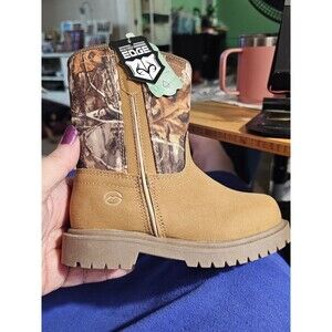 Magellan Outdoors Kids' Boone Realtree Edge Boots